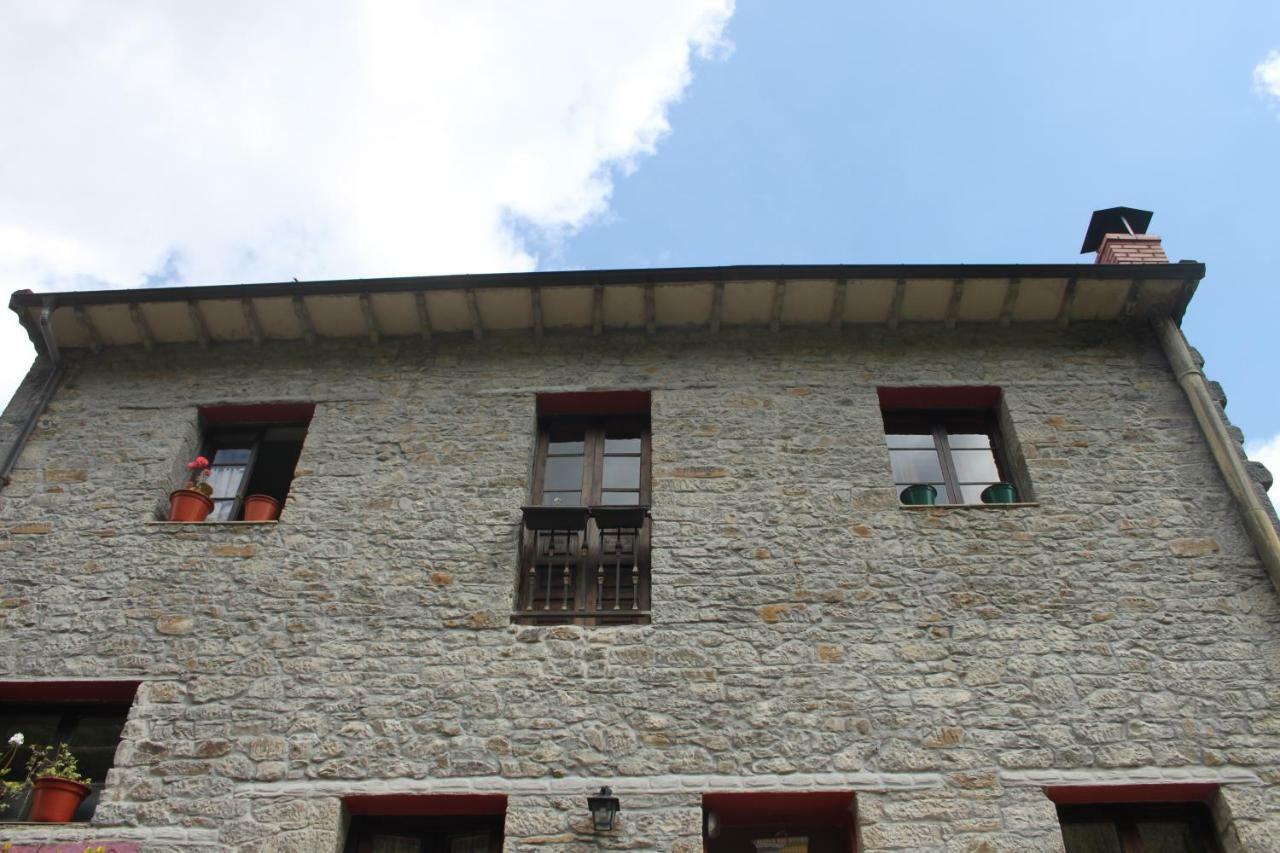 El Sumiciu Casa de hóspedes Mieres  Exterior foto
